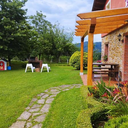 Casa Rural El Jondrigu Cangas de Onís Exterior photo