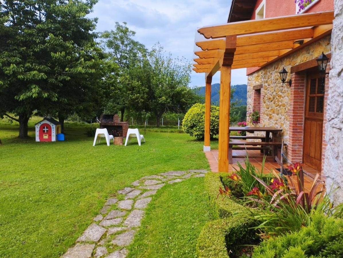 Casa Rural El Jondrigu Cangas de Onís Exterior photo